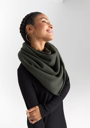 grand châle femme tricoté en france coloris vert olive laine et cachemire