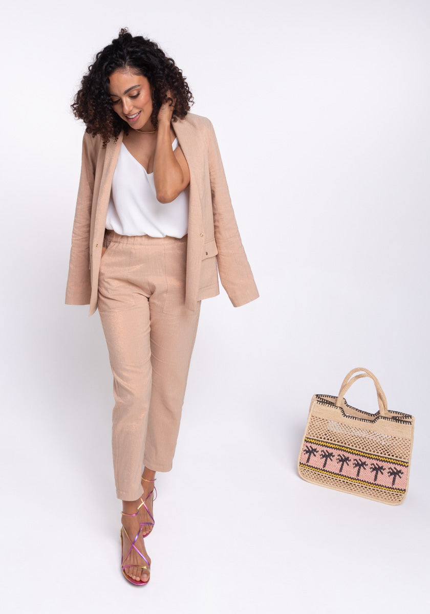 Pantalon FAZ femme coupe confortable poches côté et ceinture élastiquée coloris Gold pink lurex Made in France SONGE lab silhouette