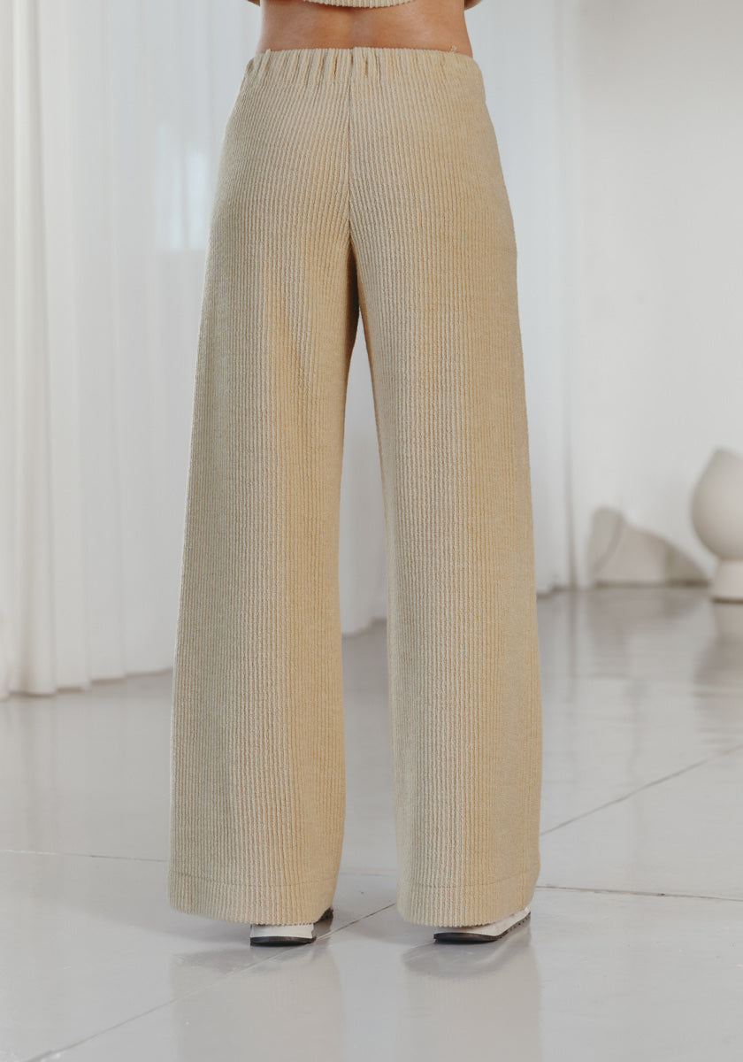 Pantalon laine femme coupe large, 100% laine, taille élastiquée. Made in france