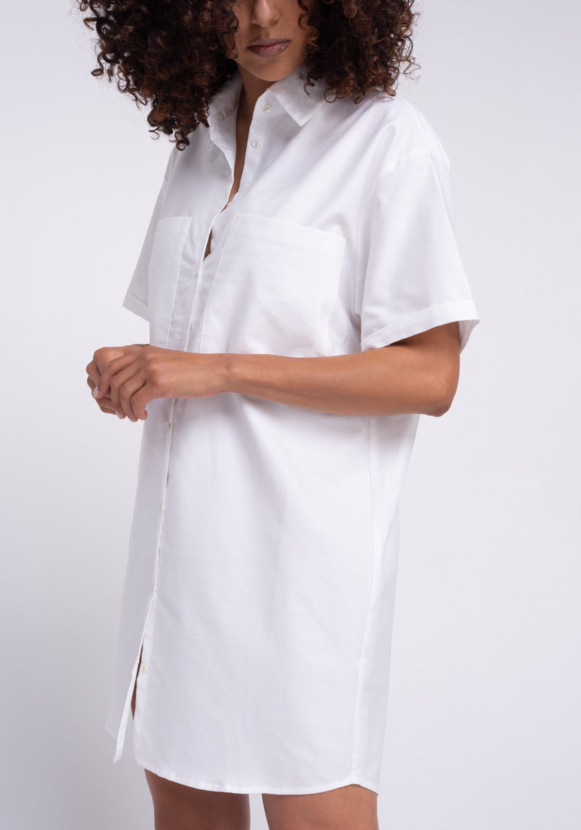 Robe Chemise HIBISCO femme coloris blanc 100% coton oxford grandes poches plaquées devant Made in France SONGE lab vue robe 