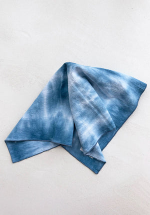 Serviette de table SONGE CASA coloris Azul Tie & Dye réalisé artisanalement tissu 100% lin Made in france SONGE lab