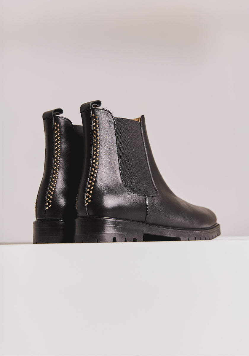 Boots ZÉ Black Studs