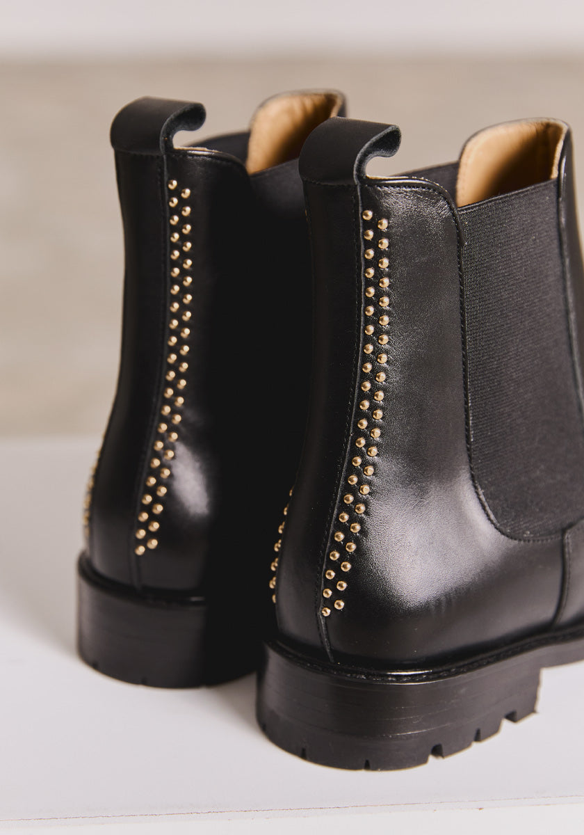 Boots ZÉ Black Studs