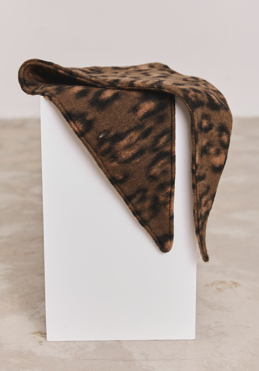Foulard triangle léopard