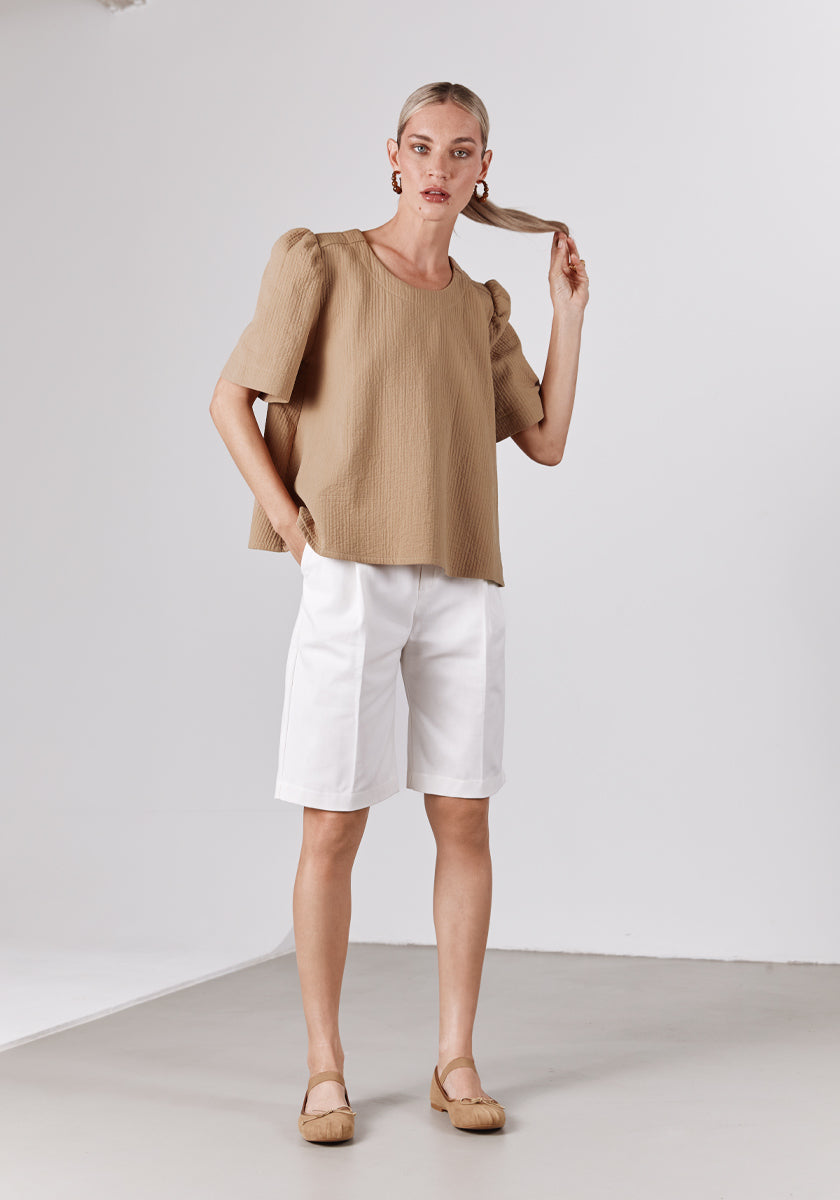 Top HELEN Camel