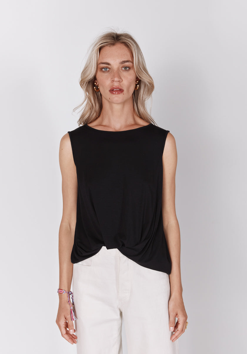 Top IVO Black