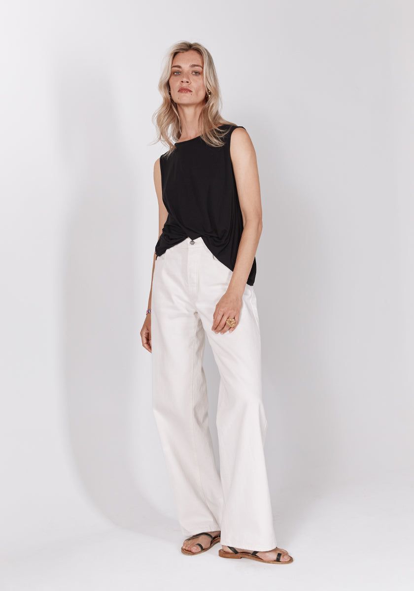 Top IVO Black