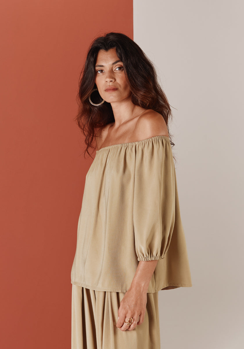 Top SALA Tan