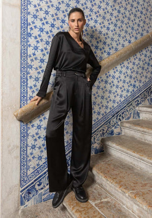 Top CABRAL Satiné black col découpe asymétrique Made in France SONGE lab