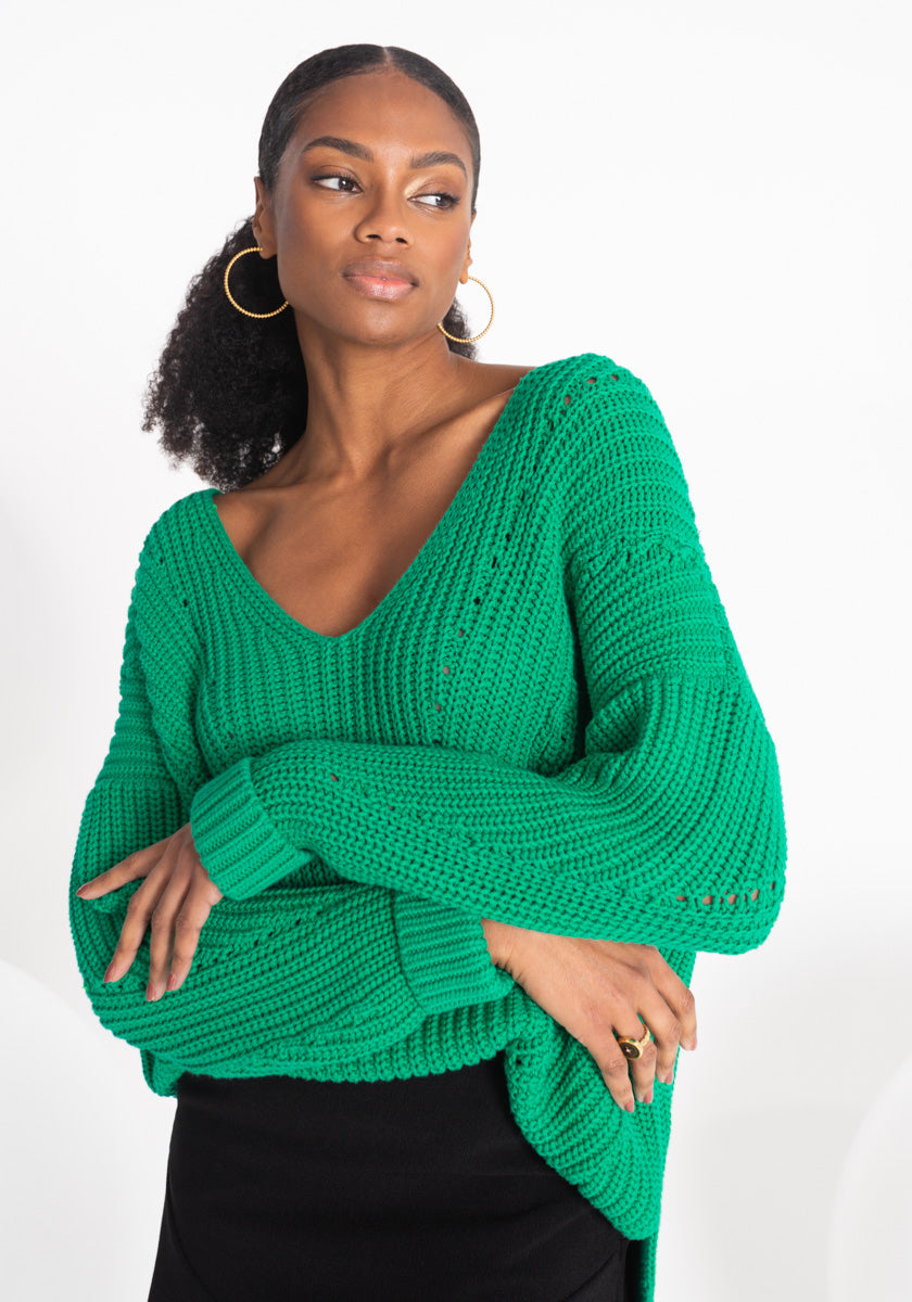 Pull femme SAO col v coloris vert tricoté en france SONGE lab